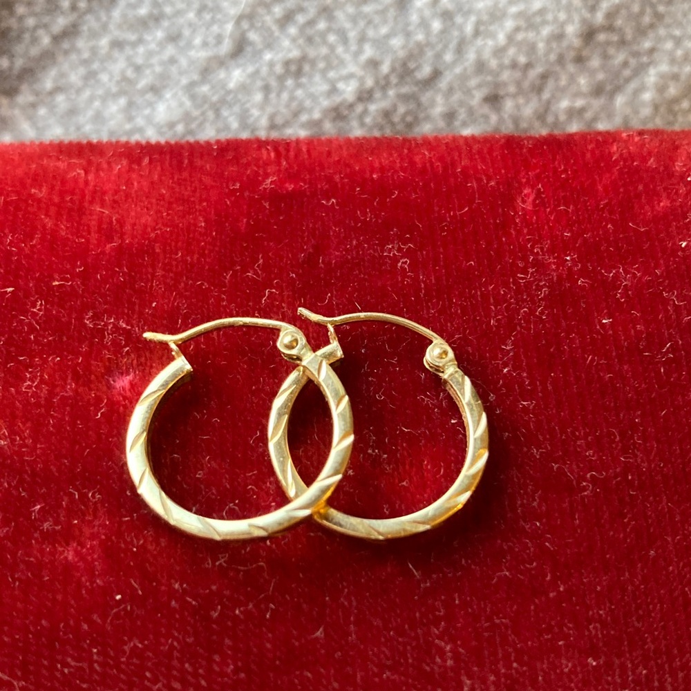 14k yellow gold hoops